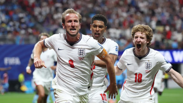 世界杯：英格兰2-1逆转民主刚果，凯恩双响创纪录、戈登2次助攻