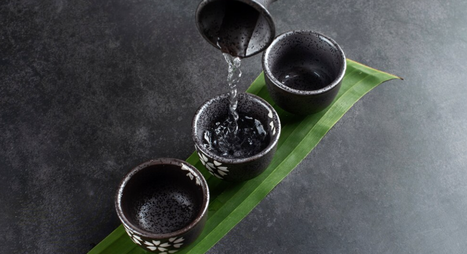 江苏白酒老二,闯进百亿俱乐部 |节点酒吧_腾讯新闻