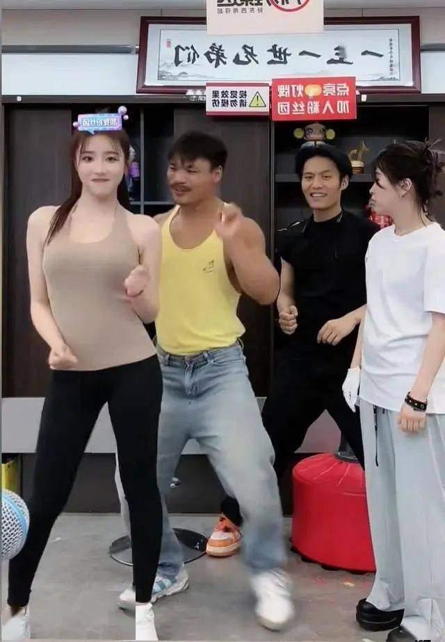 网红乔妹要离开三只羊平台现身直播间解释终于真相大白