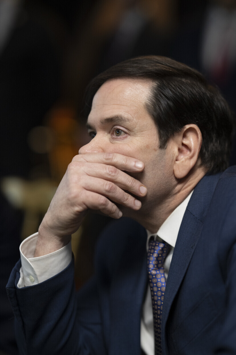 特朗普發布觀看美軍對委軍事行動照片 - 