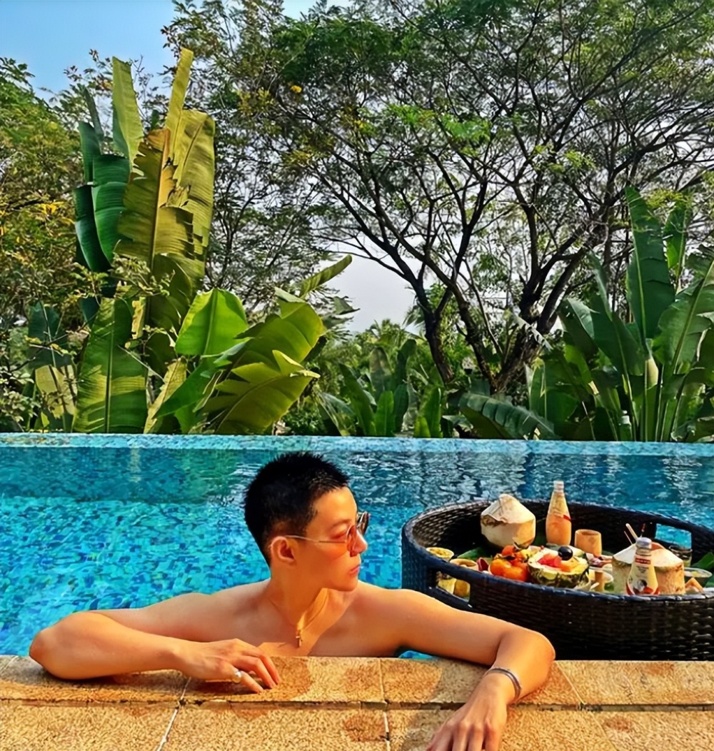 和阿娇传绯闻的皇甫圣华:曾多次陷三角恋,郭碧婷为她做"小三"?