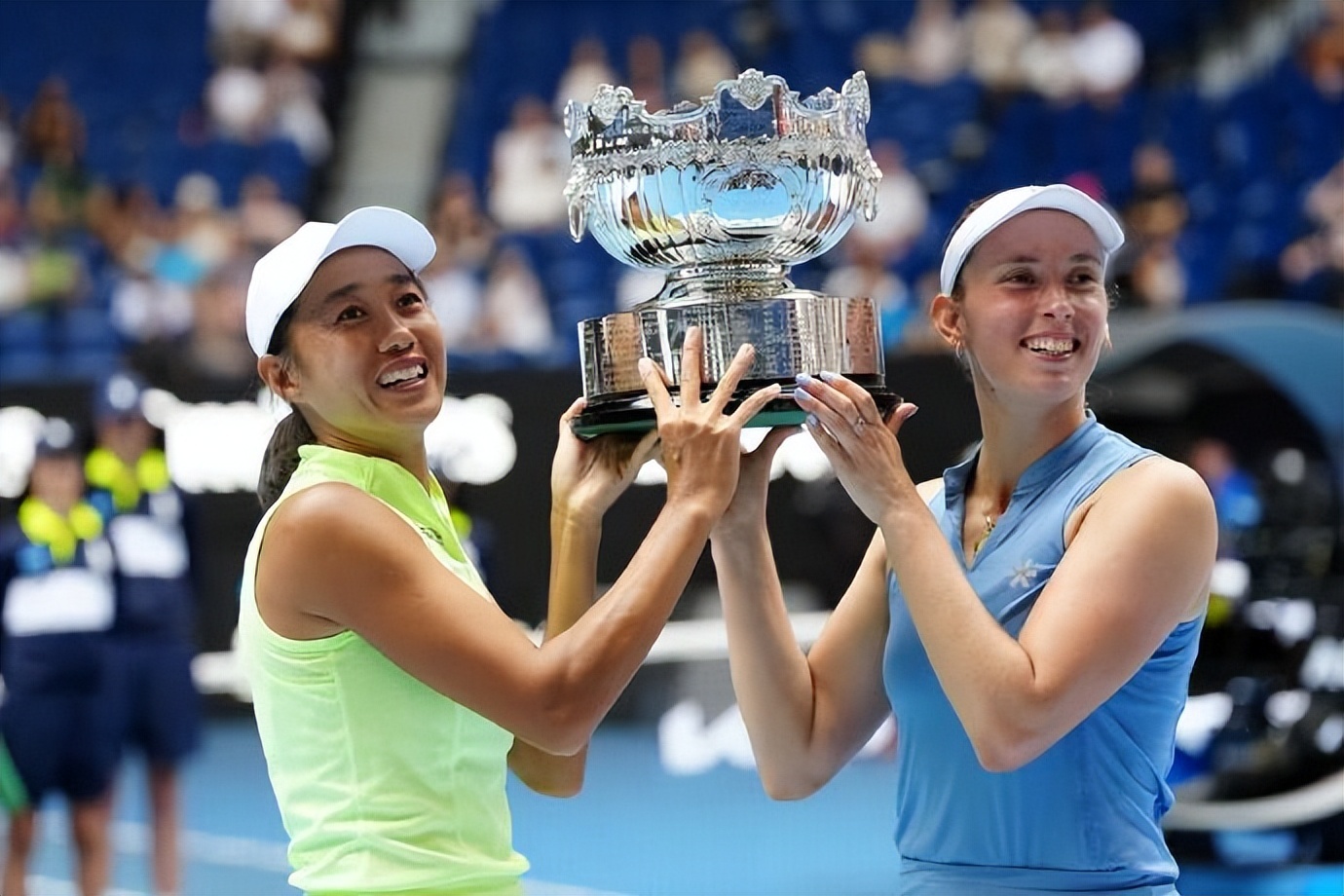 37歲傳奇！從24連敗到世界之巔，張帥含淚加冕中國女雙歷史第一人 - 