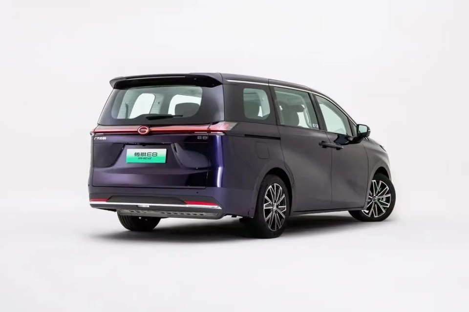 20多万的移动起居室,传祺e8让mpv市场卷起来?_腾讯新闻