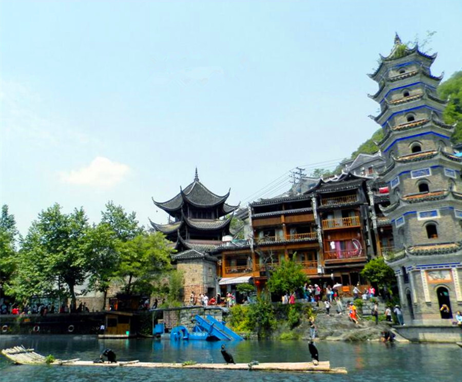 沱江——凤凰古城的母亲河