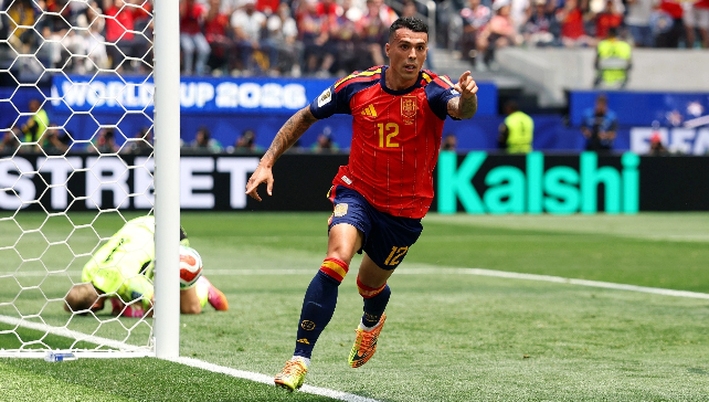 世界杯：西班牙3-0奥地利晋级16强 奥亚萨瓦尔双响、亚马尔中柱