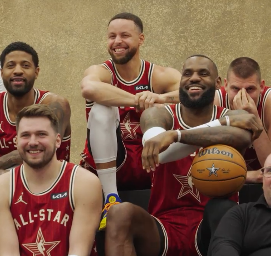 揭秘全明星幕后:詹皇c位合影库里大笑 约基奇偷袭卢卡 王鹤棣圆梦