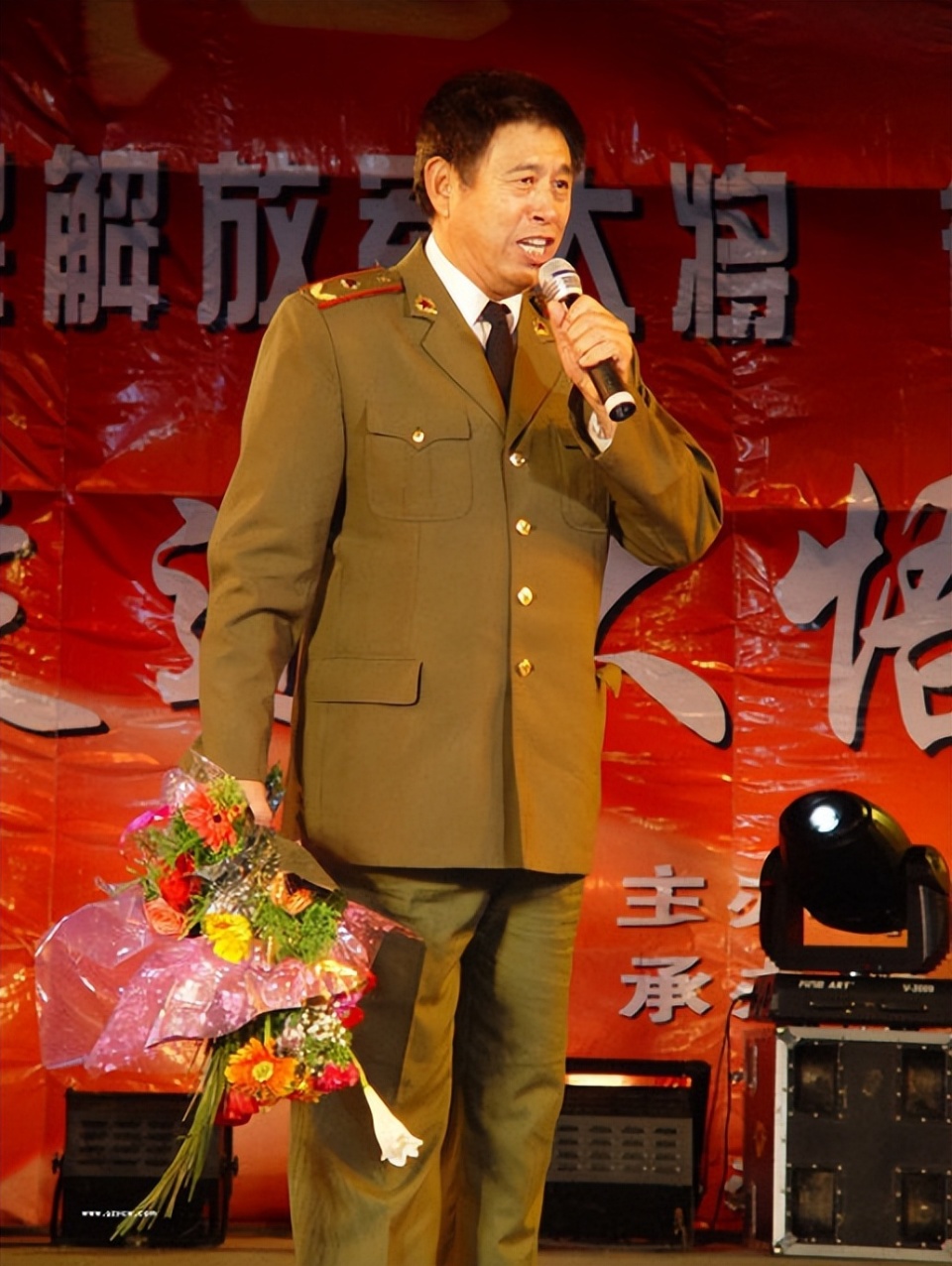 77岁歌唱家程志去世,是阎维文恩师,生前曾患肠梗阻暴瘦30斤