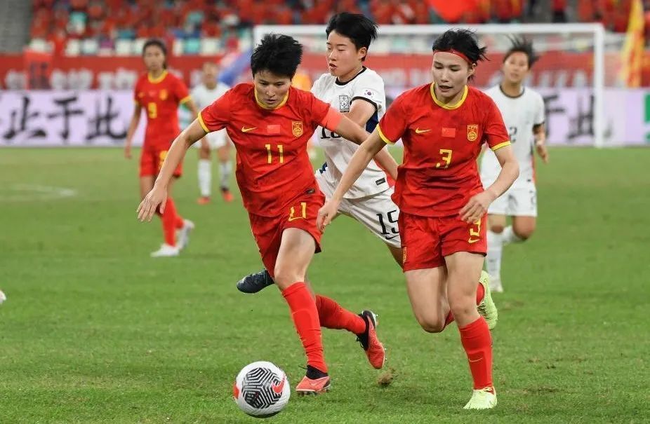 王珊珊中国女足的锋卫摇摆人