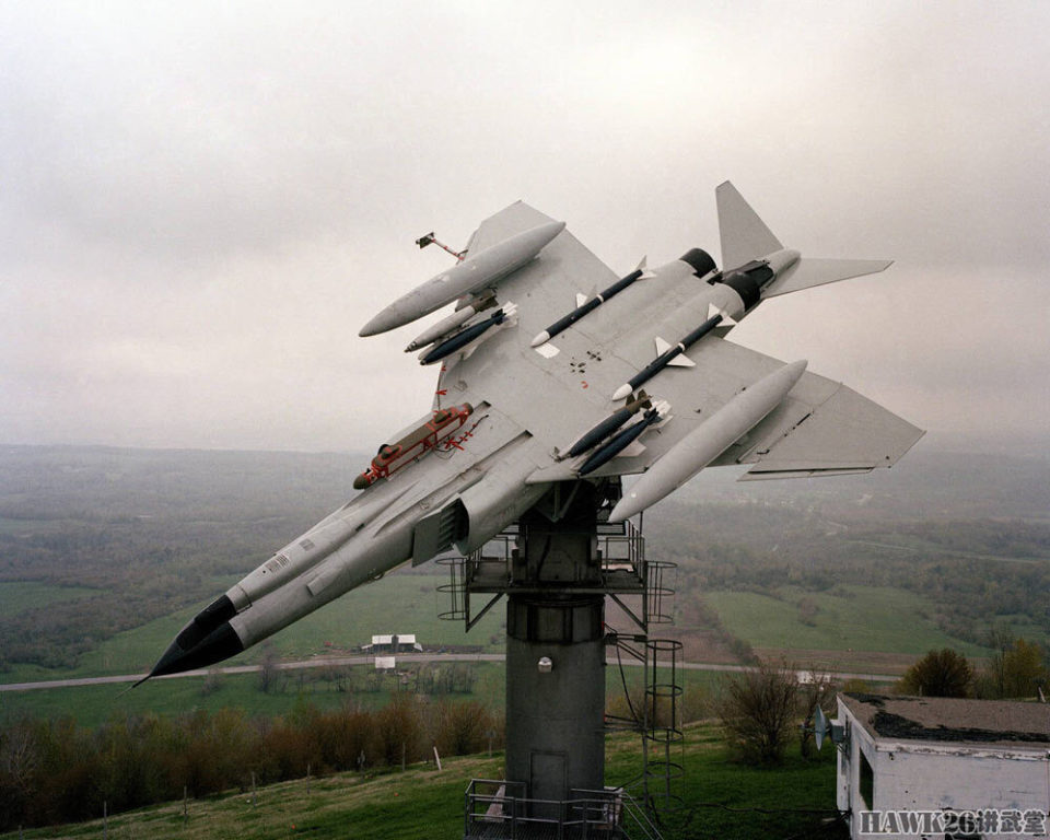 鲜为人知的美国"颠倒空军"各种军用飞机"拿大顶"到底为什么