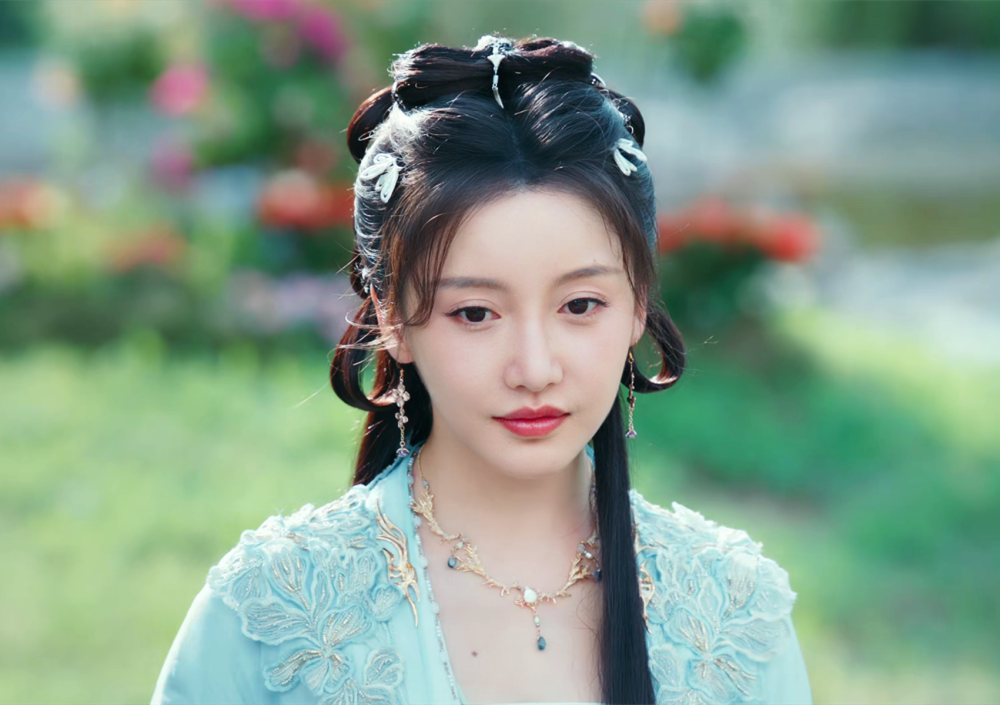 《少年白马醉春风》直到易文君爬上床,叶鼎之还不知,她有多贪心