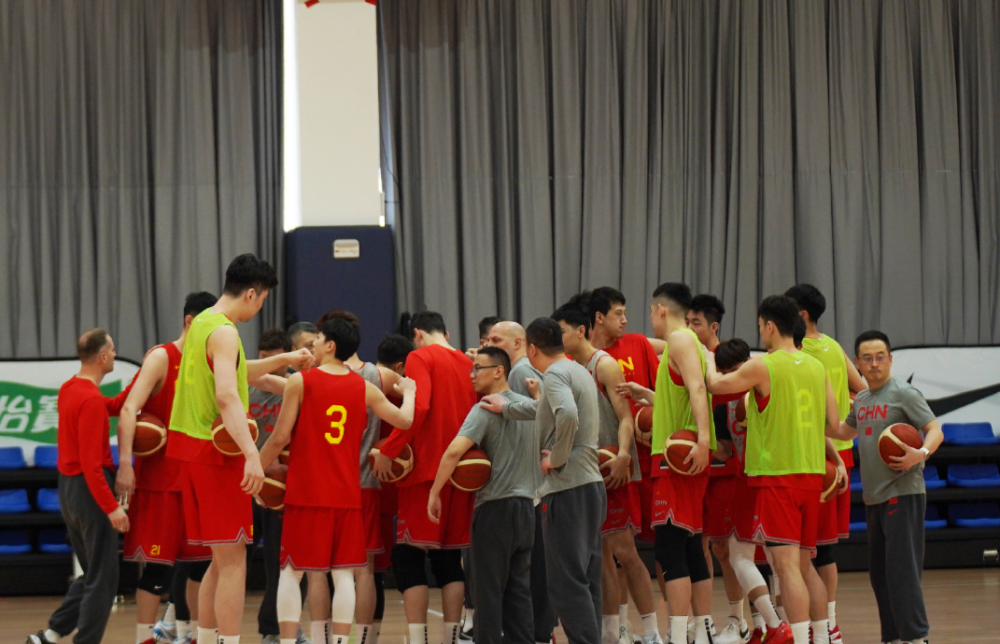 提前开始篮协领导为男篮动员目标备战洛杉矶奥运