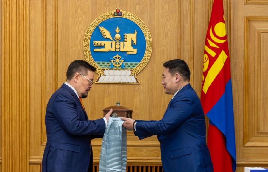 蒙国新政府成立！赞丹沙塔尔宣誓，明确执政