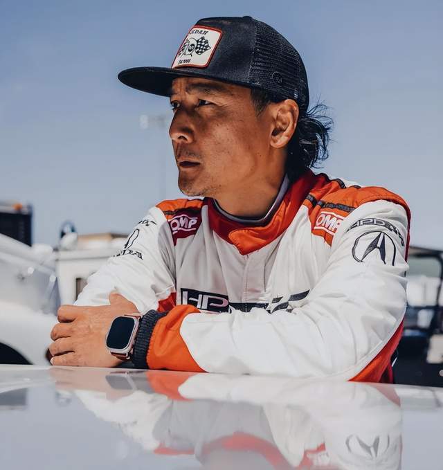 ������Ľ��ձ��ع� ��ǽ����и��������������ȥ��Զ