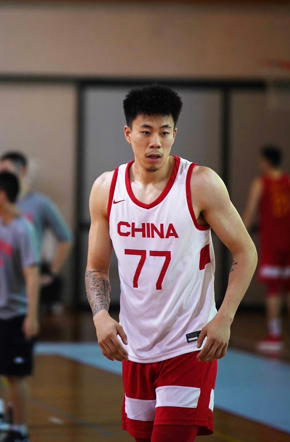 2连败男篮顽疾出炉五大后卫15中0张镇麟两战41分难救主