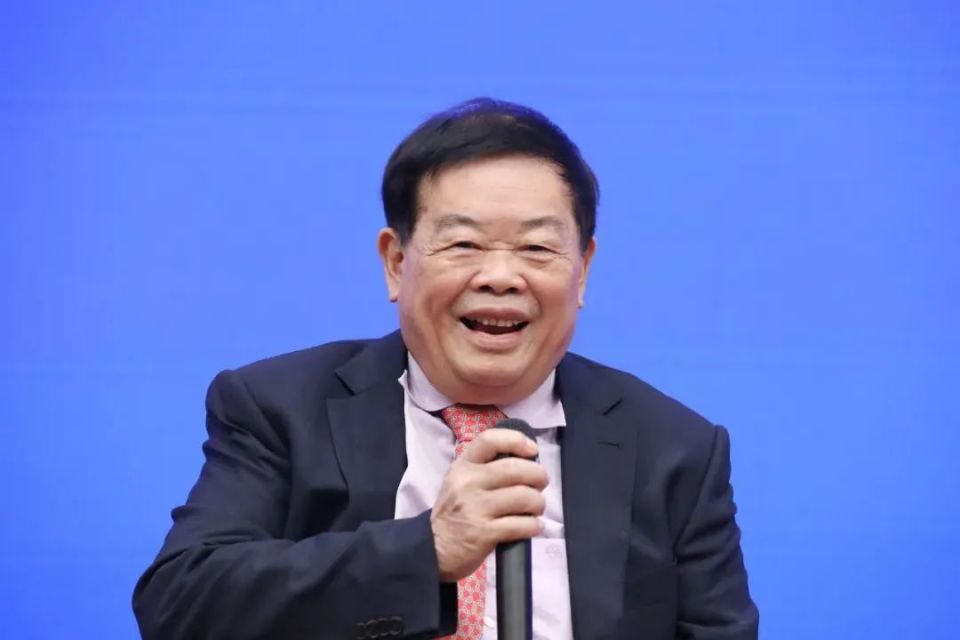 曹德旺的口风,变了_腾讯新闻