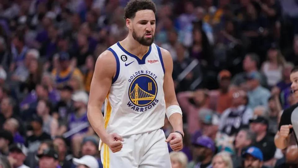 洛杉矶湖人队交易获得:克莱汤普森金州勇士队交易获得:里夫斯,八村垒