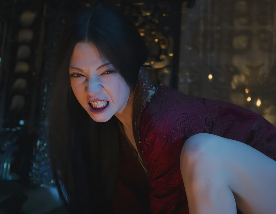 的表演风格,而是按照自己的理解,将狐妖难得可贵的可爱呈现在大银幕中