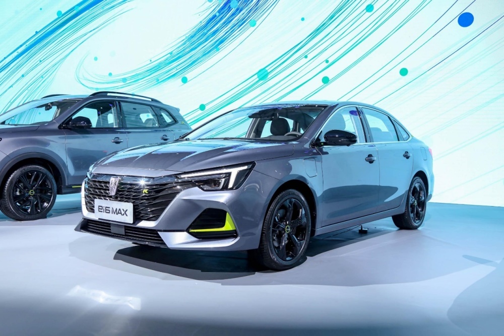 买混动丨15万级国产插混车型,荣威ei6 max能考虑吗?_腾讯新闻