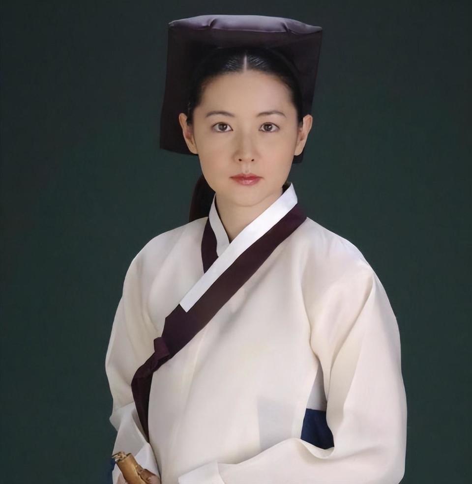 制作公司fantagio继去年6月选定演员李英爱出演新韩剧《医女大长今》