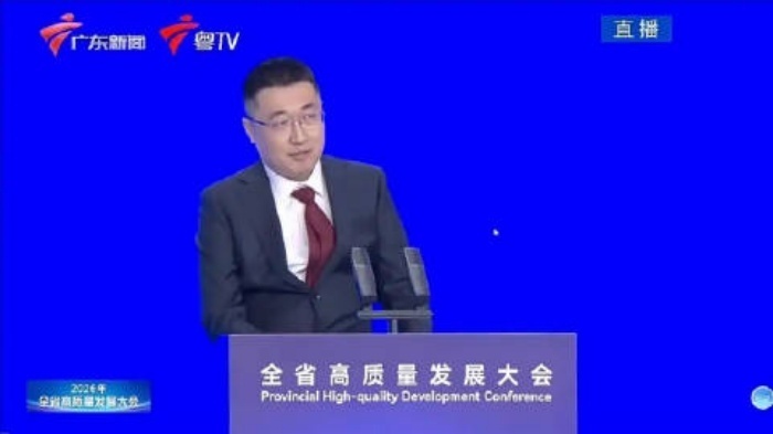 SHEIN创始人许仰天罕见露面，公开“表白”广东这片沃土_腾讯新闻