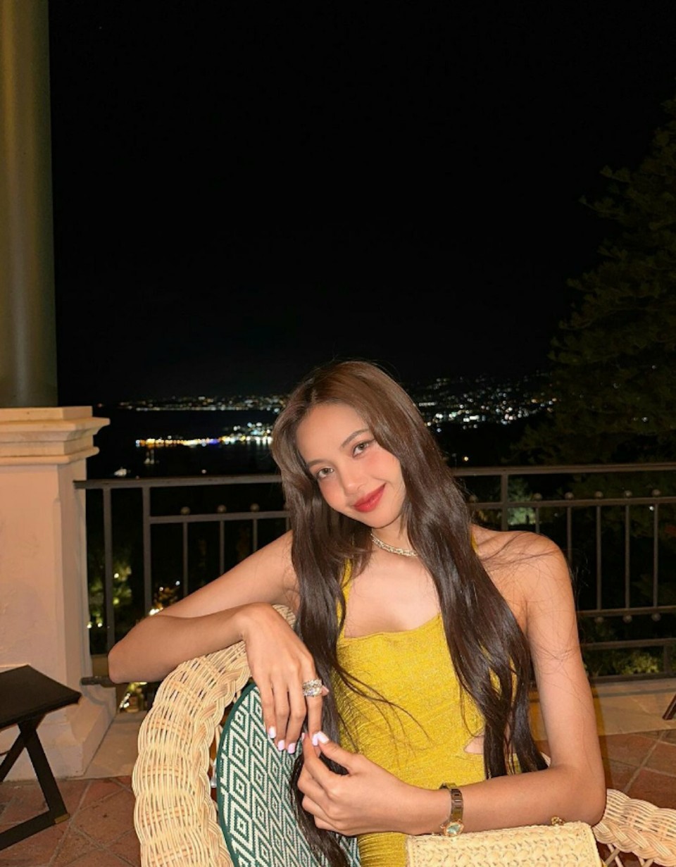 lisa近照大变样,进军欧美后财力膨胀,接连曝光两套豪宅