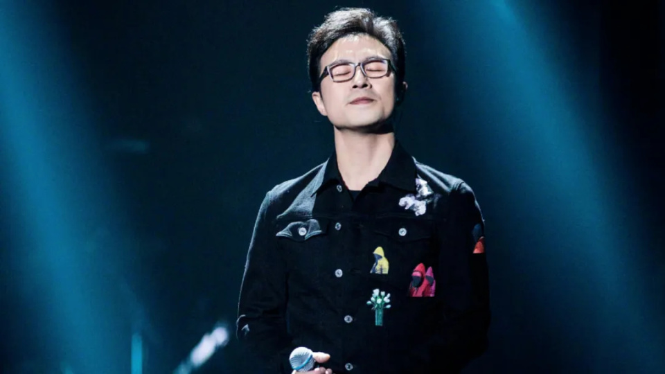 汪峰二度撒糖,发布为森林北写的新歌,他曾每段恋情都为女方写歌