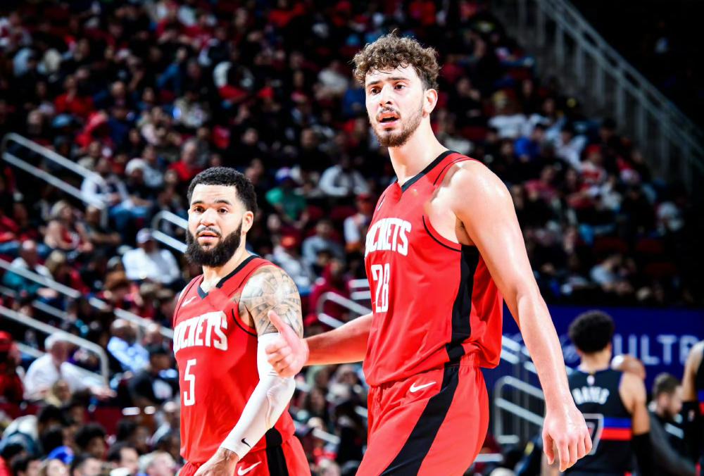 伤2将因祸得福火箭队20号秀11分即战力坐稳轮换压2将组锋线群