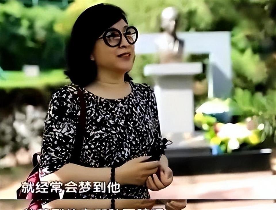 刘继红：我虽在丈夫罗京去世7年后，改嫁富商，但我永远是罗家人._腾讯新闻