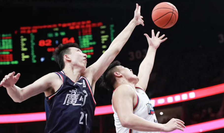 走了李炎哲来了于晓辉龙套成核心轮换老叔挖掘瑰宝确实有一手