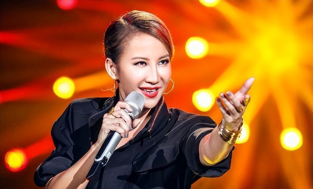 李玟的坎坷情路曾被张惠妹妹妹抢男友错付王力宏周杰伦