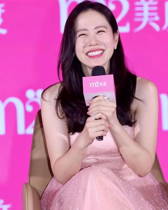 孙艺珍,从没说过"现在的娱乐圈很难",而是坦言"我想更加努力"