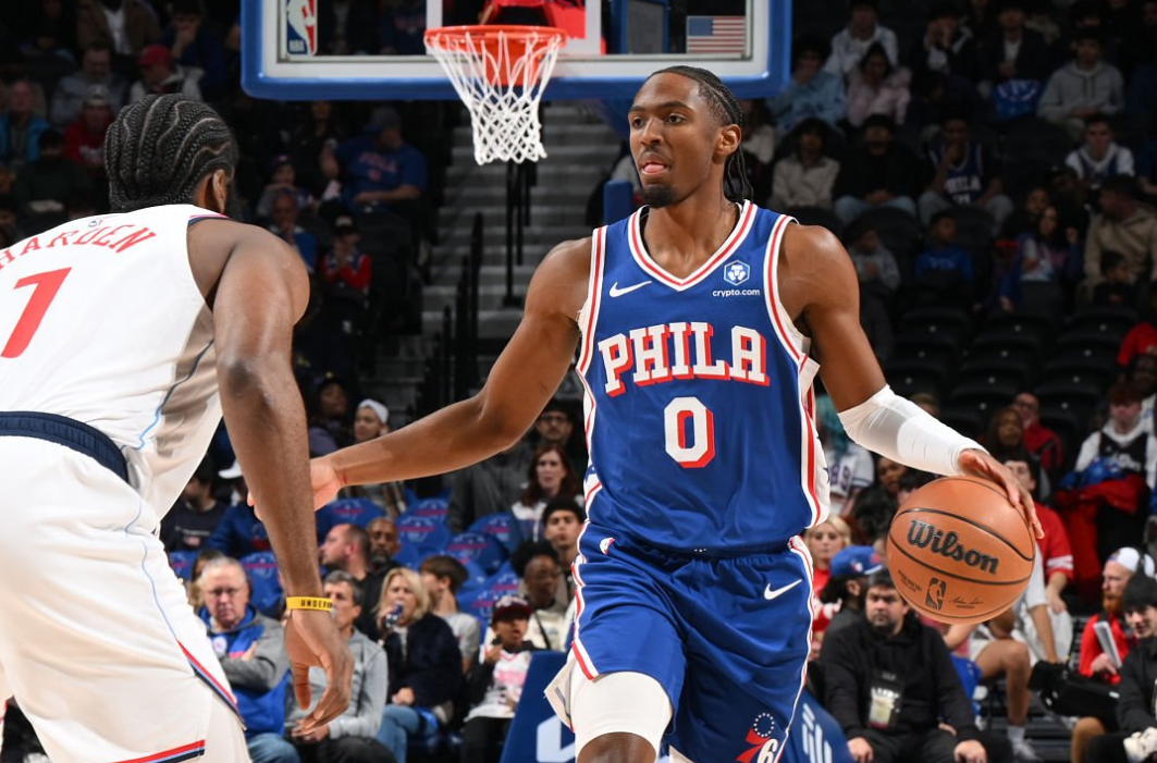 哈登連丟絕殺吞里程悲！76人逆轉勝快船 馬克西39分喬治首秀9中2 - 