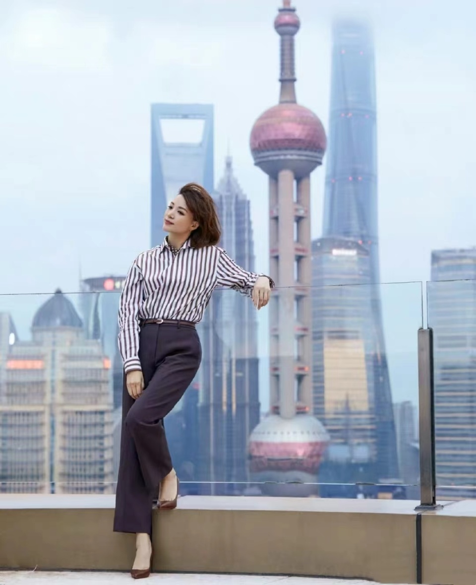 摄影师爆料,董卿自由了,引发热议