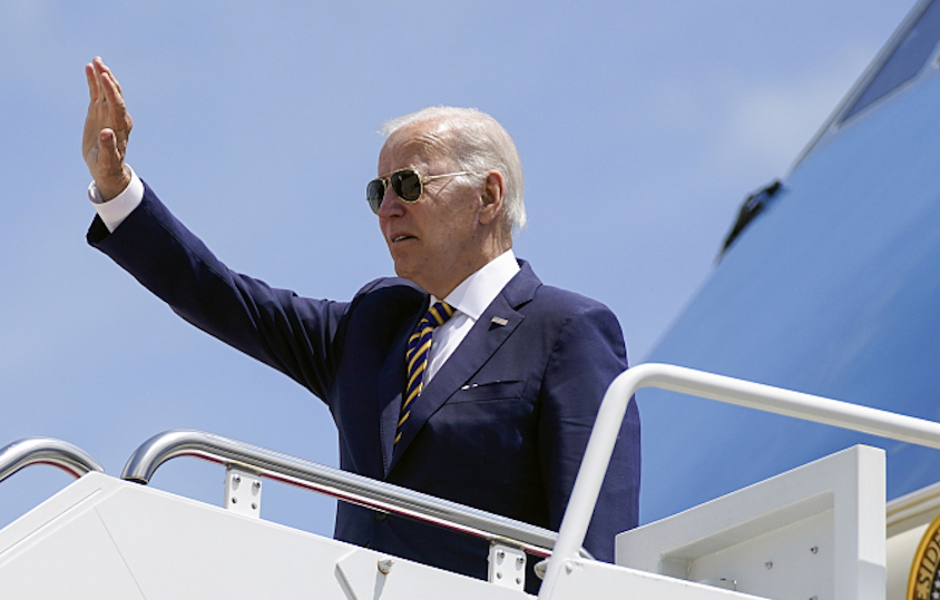 此次美国总统拜登访问越南,就是希望把两国关系提升为"战略伙伴关系"