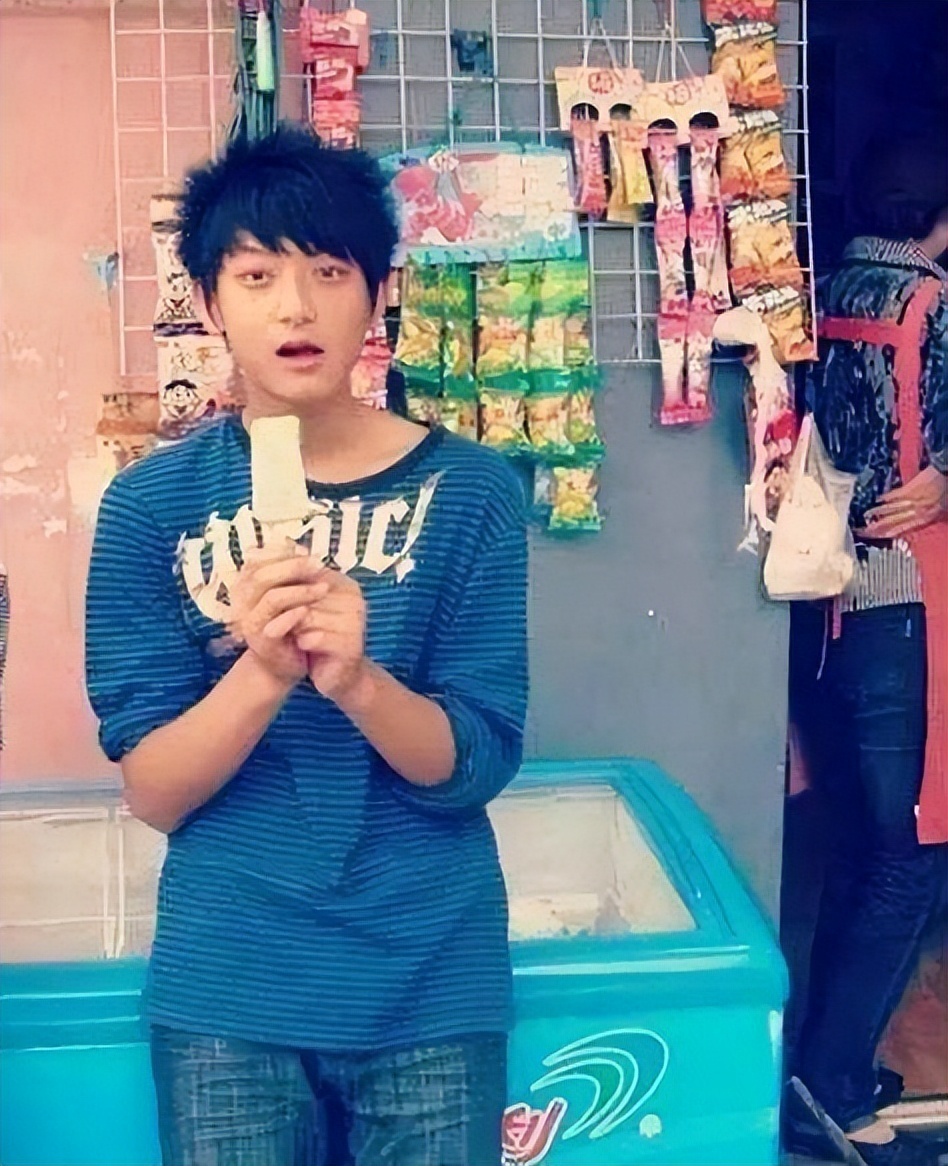 黄子韬打脸式认爱:与徐艺洋纠缠10年,5次辟谣,妹妹终变女友?