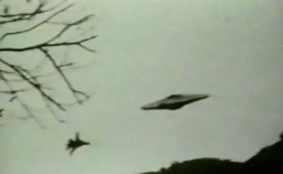 2000 1998й׷UFOʼĩ