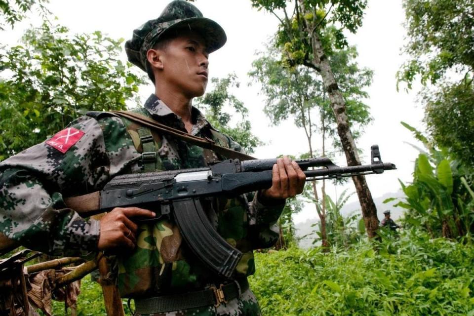 缅甸人民防卫军人数图片