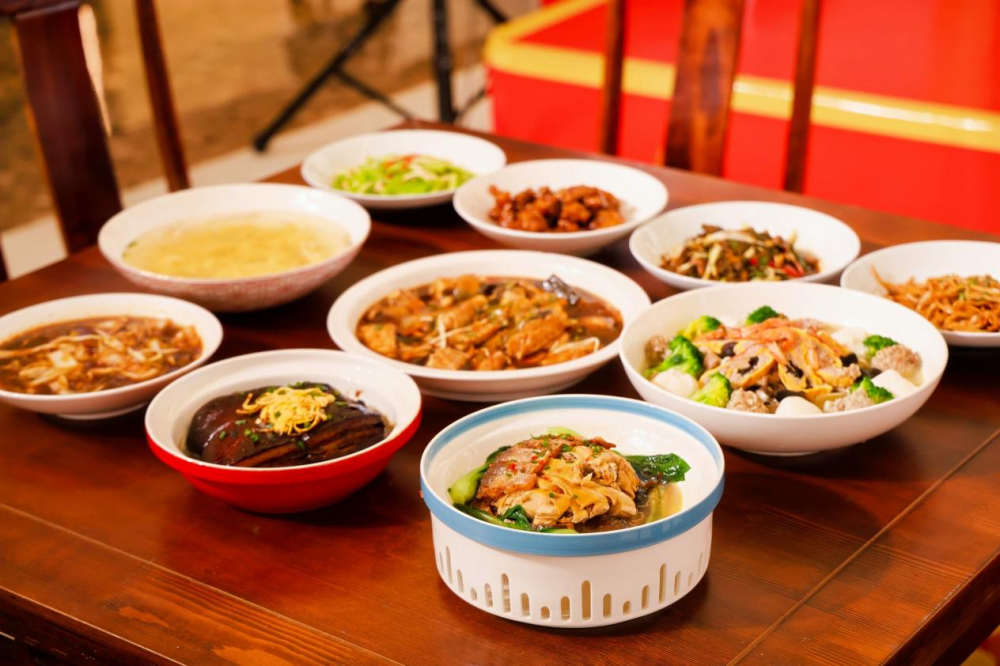 中秋团圆宴,民俗特色美食"沙地十碗头"亮相龙民百家宴