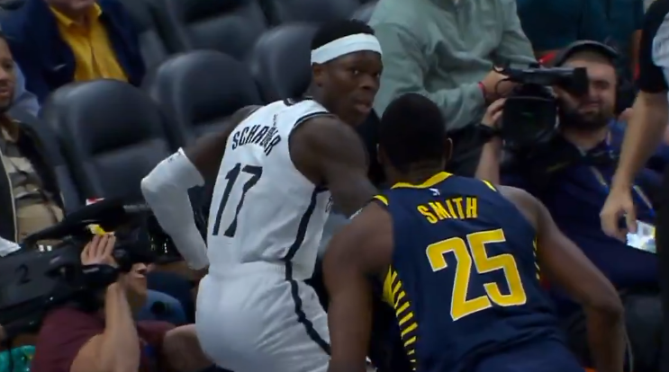 nba意外不断特纳扣弯手指杜伦牙齿被撞掉火爆冲突一人被驱逐