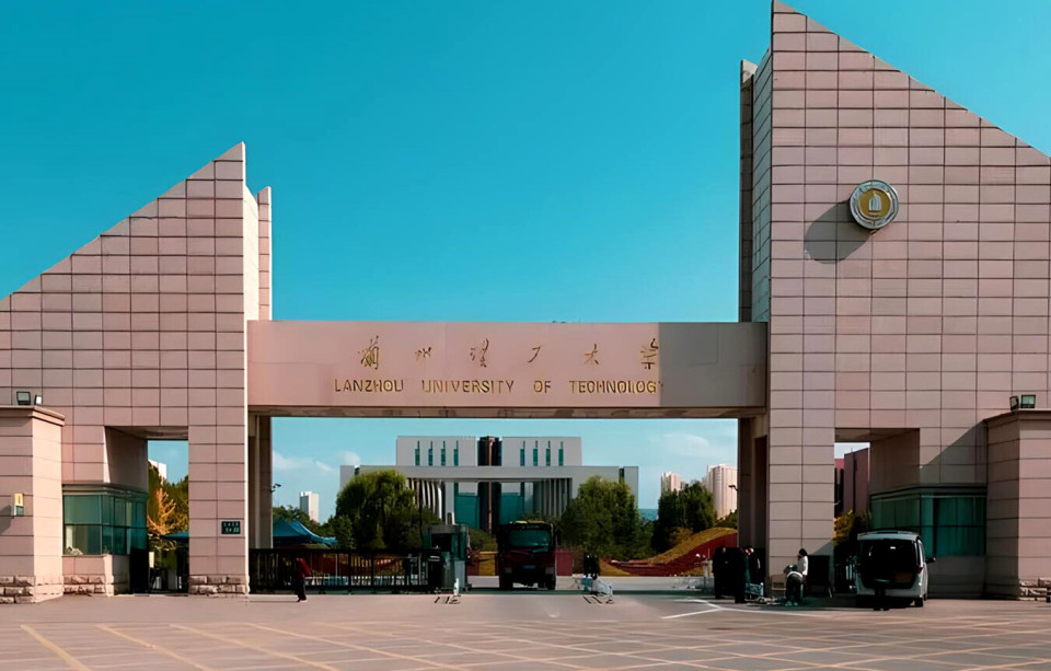 甘肃高校不多，这4所大学招生分数不高且王牌专业有特色，可了解