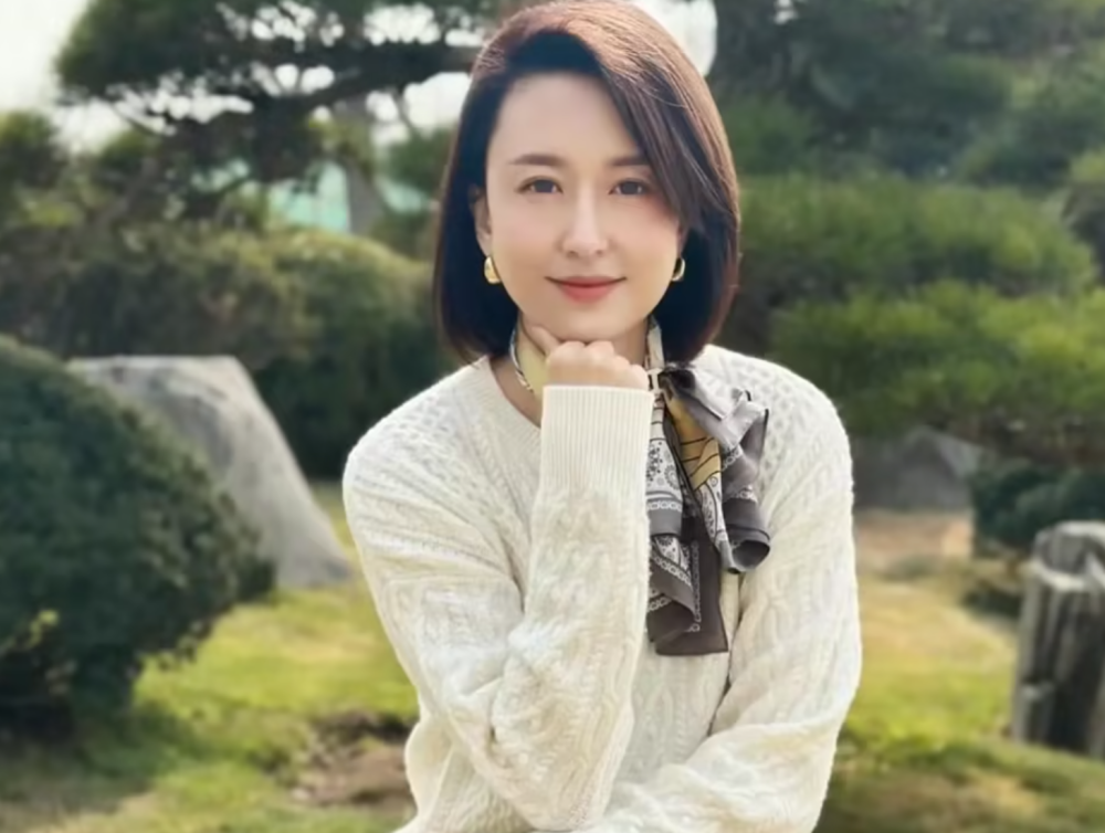 曝央视美女主持人张蕾离职,独自现身西藏旅游散心,本人仍未回应