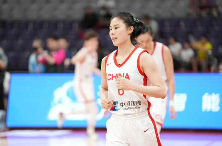 单节仅7分!中国女篮惨败15分又输球 韩旭23分尽力今夏