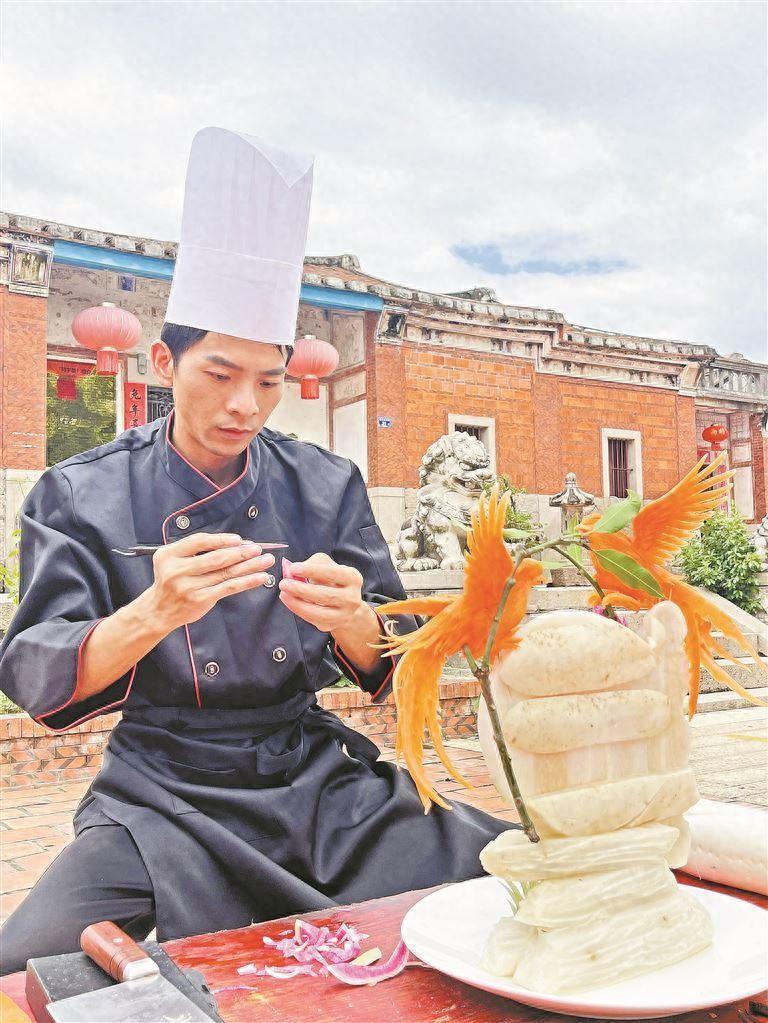 厦门这位网红厨师粉丝量超3000万,全网都在围观他做闽南菜!