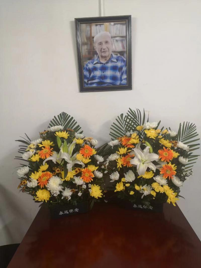 当代作家袁鹰去世作品井冈翠竹白杨小站等入选语文课本