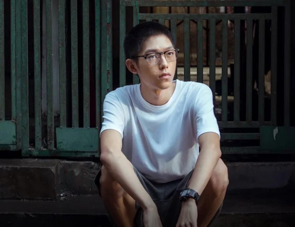 从青春偶像到暗黑反派，王锵正在重塑新生代演员的边界_腾讯新闻