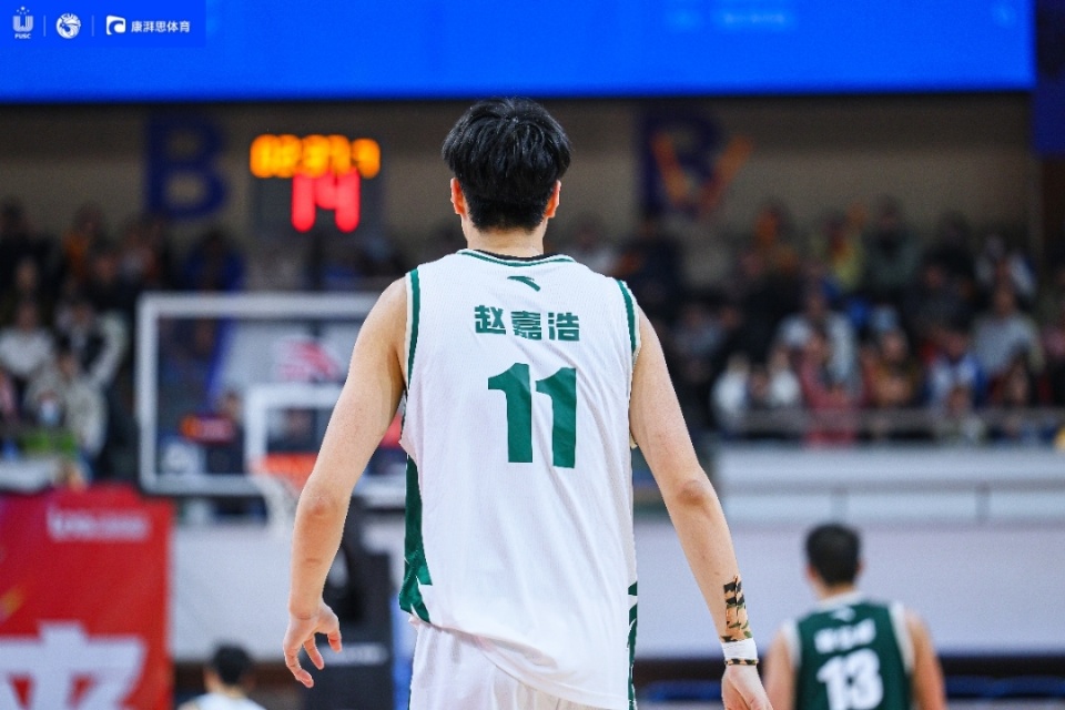 赵嘉浩14分6篮板,朱柏滔10分王凡懿19分6篮板5助攻6抢断宁波大学曾煜