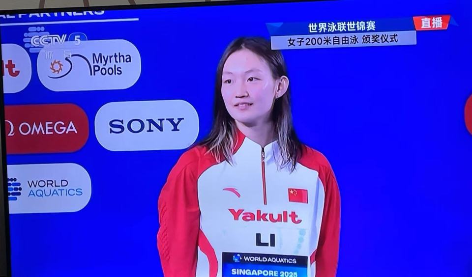 世锦赛李冰洁报项跨度如此之大，堪称铁人，背后的艰苦训练，难以想象