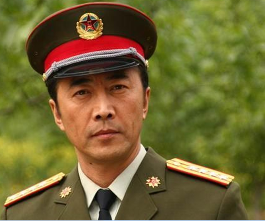 《和平使命》中的铁军师师长"龙汉生";《将门风云》里的八路军政委