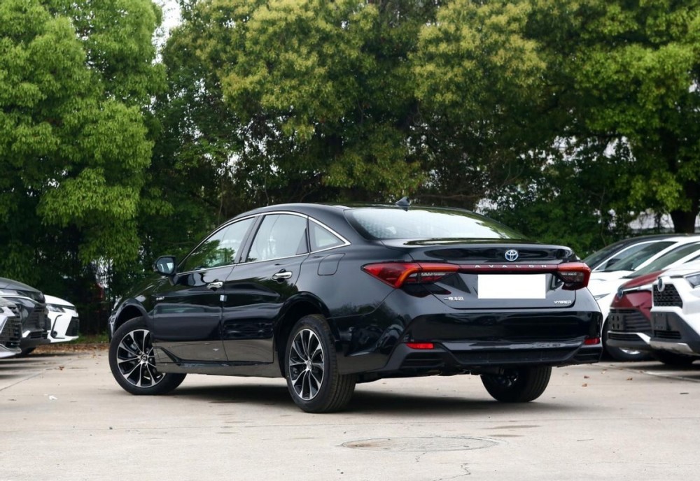 1998万起售一汽丰田新款亚洲龙上市提供3种动力可选