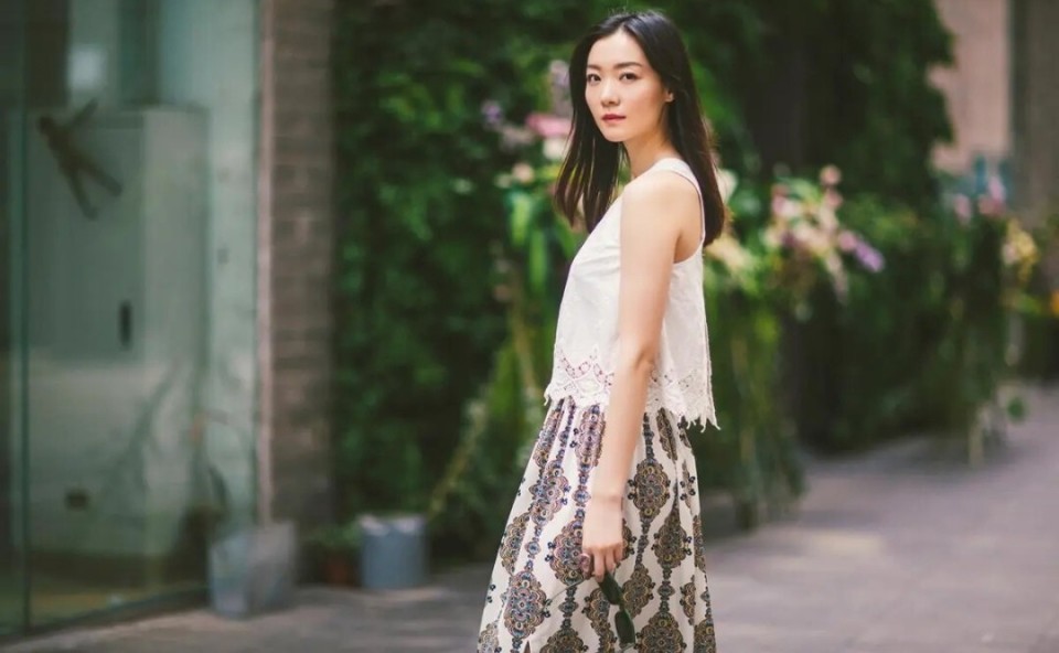 存在感不强,却是很多男孩心中的白月光,齐溪的感情经历有点复杂